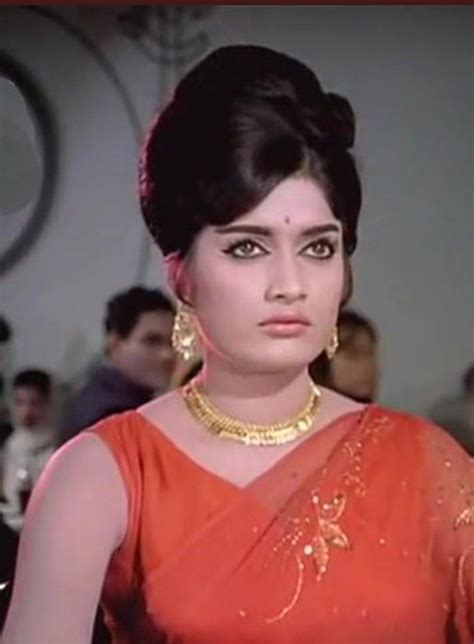 Pin On 70 S Bollywood Actress Rekha