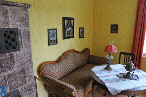 Featuring free wifi throughout the property, haus gabriel offers accommodation in füssen. Muenterhaus