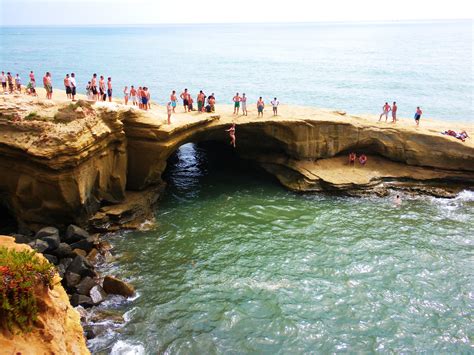 Cliff Jumping At Sunset Cliffs Ca Beach San Diego San Diego Travel