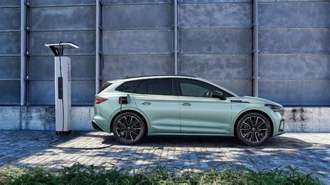 Price, specs and release datethe skoda's enyaq iv is the czech brand's first bespoke electric car. Skoda Enyaq iV breaks cover - autoX