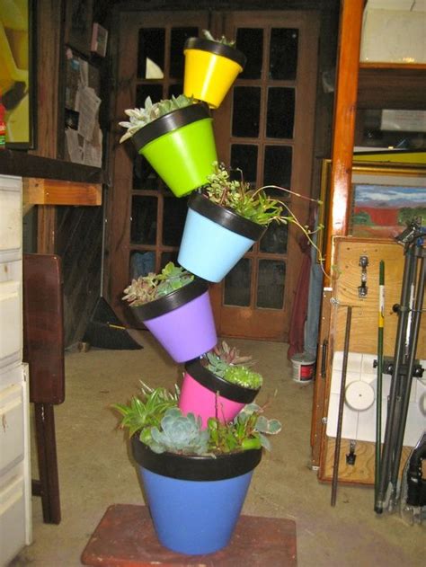 45 Cool Tipsy Pot Planters Style Estate Vasos