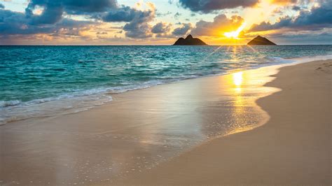 beautiful sunrise at lanikai beach in kailua oahu hawaii usa windows spotlight images