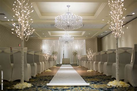 Indoor Wedding Aisle Decoration Ideas