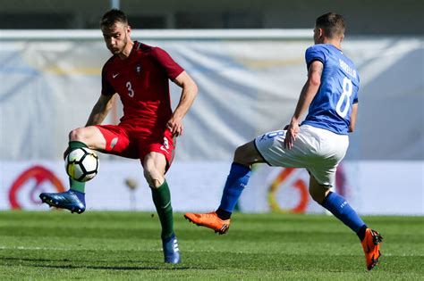 Fifa 21 selección de bélgica. Seleção portuguesa de sub-21 vence Itália por 3-2 em jogo ...