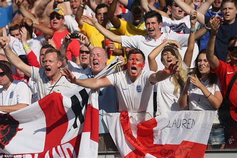 The very best of england fans hd england fans home and away. Why I'm Jealous Of European Soccer Fans