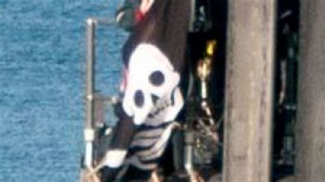 Us Navy Hunter Killer Submarine Returns Home With Jolly Roger Flag