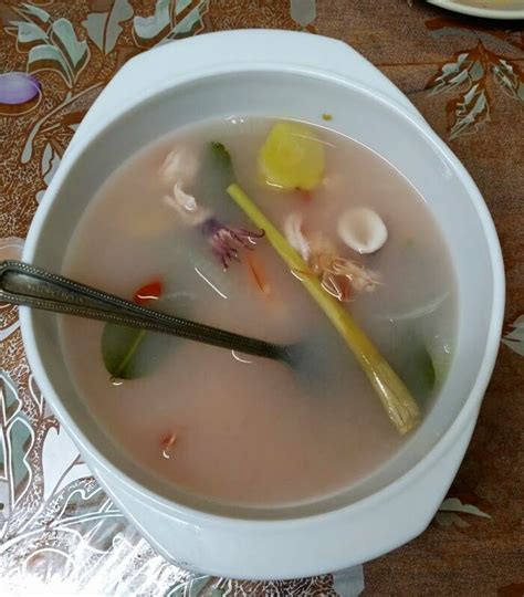 2.535 resep tom yam seafood ala rumahan yang mudah dan enak dari komunitas memasak terbesar dunia! Tomyam Putih Makanan Laut (seafood) - Sumarz.Com