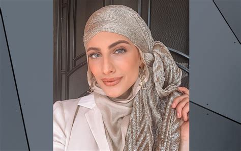 ‘the hijab empowers me meet the muslim instagram influencer who poses in gucci designer