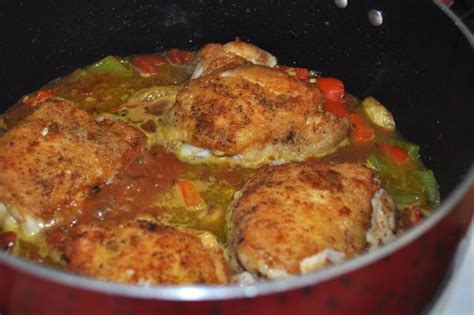 First, her buffalo chicken burgers are perfect when time is short and hungry teenagers are waiting. Pioneer Woman's Chicken Cacciatore | Healthy chicken ...