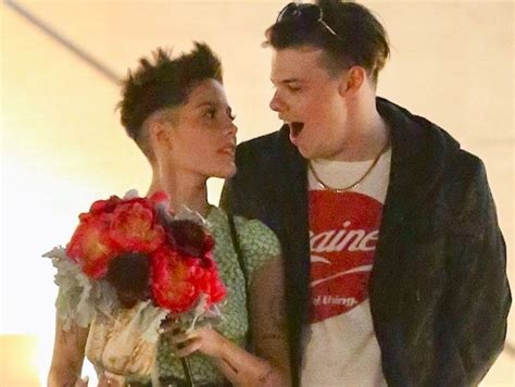 The two have kept things pretty on the dl so far. Halsey Hanging With British Musician Yungblud After Split With G-Eazy - WSTale.com