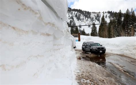 The Wildest Photos After 700 Inches Of The ‘greatest Snow On Earth