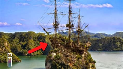 5 Mysterious Abandoned Ships That Can T Be Explained Youtube
