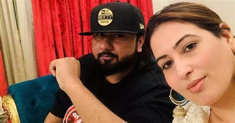 Yo Yo Honey Singhs Wife Seeks Rs 10 Crore Compensation From Him