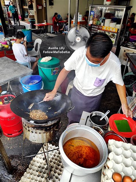 Old town is the oldest urban area within the city of petaling jaya, a combined area of four inner suburbs within one of the biggest cities in malaysia 's most developed state of selangor. Follow Me To Eat La - Malaysian Food Blog: BEST CHAR KWAY ...