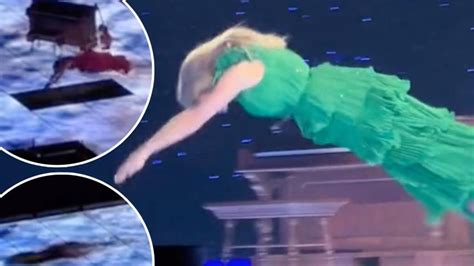 Taylor Swift Leaves Fans Speechless After Diving Headfirst Into Stage