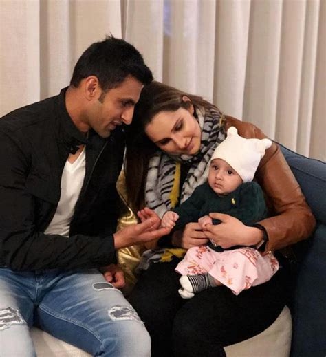Shoaib Malik To Meet Sania Mirza And Son After 5 Months After Pcb Gives