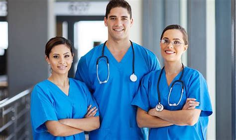 A Guide To Choosing The Right Nursing School For Your Career
