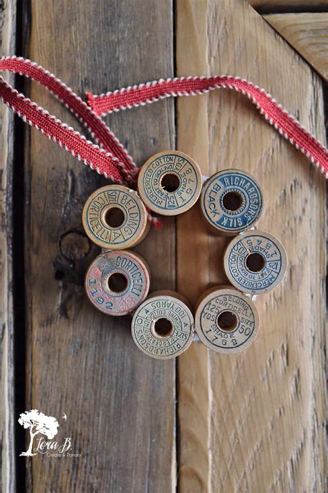 Vintage Thread Spool Mini Wreath How To Lora Bloomquist~create And Ponder