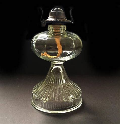 Vintage Hurricane Oil Lamp With Eagle Burner Hurricane Lamp P And A