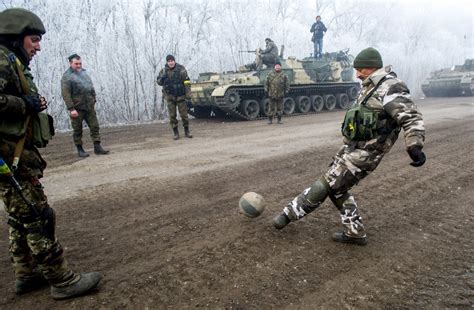 Despite Truce Shelling Continues In Parts Of Ukraine The New York Times