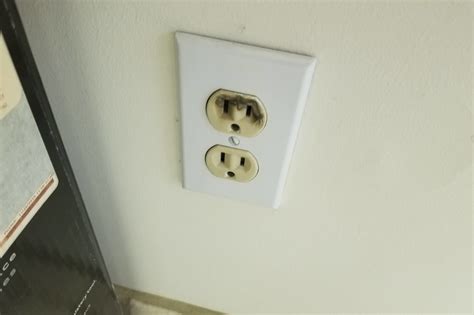 How To Fix Outlets That Are Not Grounded Iot Wiring Diagram