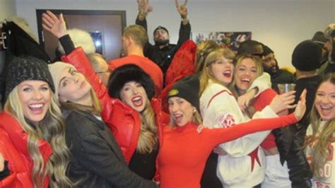 Taylor Swift, Brittany Mahomes Celebrate Chiefs' Playoff Win From Suite