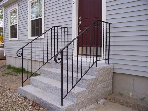 Metal volute fist handrail iron molded cap rail stair step rail wall mount bracket grab bar railing design ornamental. 100_4199.jpg (2304×1728) | Handrails for concrete steps, Railings outdoor, Modern porch
