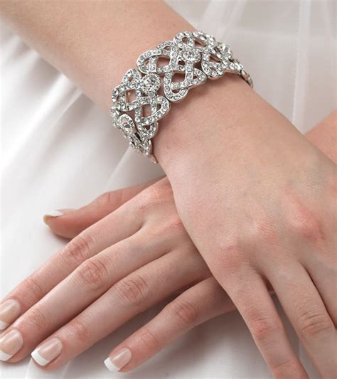 Beautiful Diamond Bracelet For The Bride Pictures Photos And Images