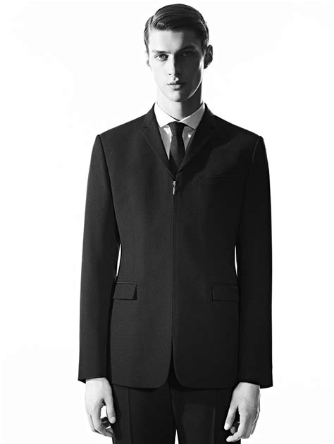 Dior Homme Les Essentiels 7 4 Ftape Mens Attire Suit Fashion
