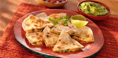 For a veggie quesadilla, use ½ cup (50 g) of cheese and add roughly ½ cup (around 50 g) of diced onions, tomatoes, mushrooms, black beans, or any combination of veggies you'd like. Authentic Quesadilla Recipe | Sargento® Shredded Mexican ...