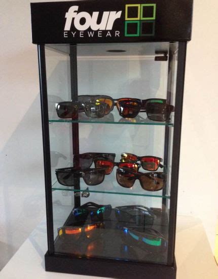 Custom Acrylic Lockable Eyeglass Display Case Locking Sunglass Display Cabinet China Sunglass