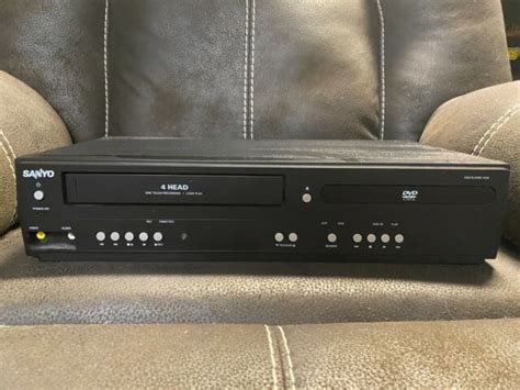 SANYO FWDV225F DVD VCR Player With Line In Recording Black For Sale