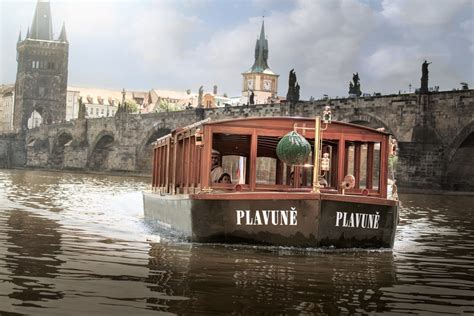 6 Hour Prague Tour With Boat Cruise Lunch And Charles Bridge Museum