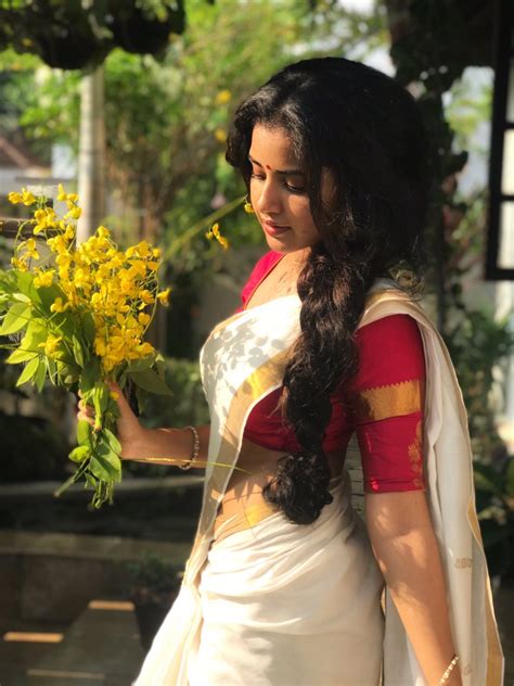 Anupama Parameswaran Kerala Saree Stills Cinehub