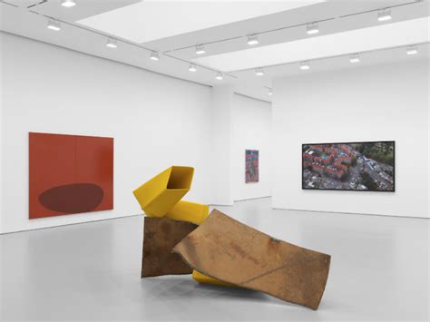 10 of the best art galleries in nyc new york galleries art gallery interior art galleries