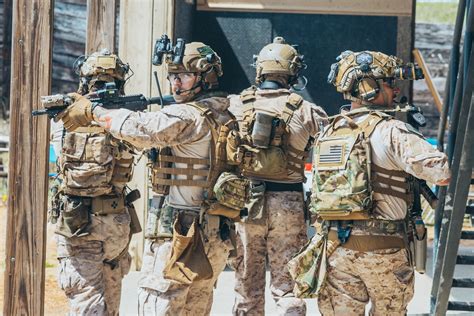 Dvids Images 26th Meu Marines Execute Cqb Exercise Image 3 Of 10