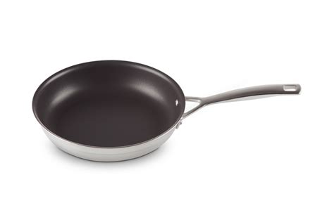 Deep pan, and shallow full pan styles. 3-ply Stainless Steel Non-Stick Frying Pan | Le Creuset ...