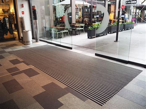 pedisystems entrance matting for moderate to heavy foot traffic cs