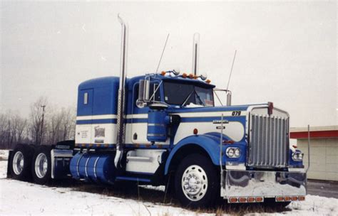 A Beautiful Old Kenworth W A What A Shame Kw Stopped Making This