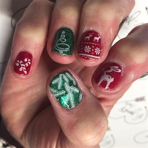 Cute Green and Red Christmas Nails | Christmas nails ... These values can help you match the specific shade you are looking for and even help you find complementary colors.