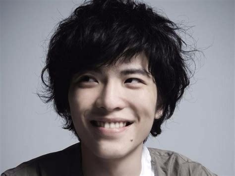 At the age of 17, while still in high school, he began working as a restaurant jam hsiao. est100 一些攝影(some photos): Jam Hsiao 蕭敬騰