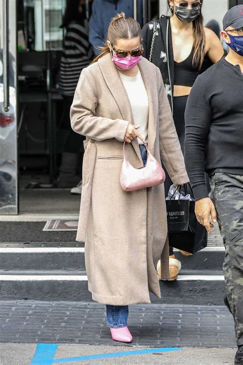 Addison lee group is aiming to have autonomous vehicles on its london fleet by 2021, following a collaborative agreement with software developer oxbotica. Addison Rae in a Pink Protective Mask Goes Jewelry ...