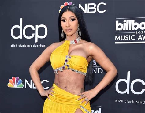 Cardi B Performs After Getting Liposuction Hiphopdx