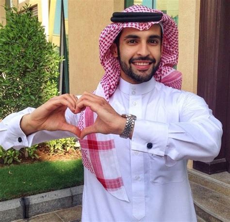 Traditional Costume Of Saudi Man Thawb ثوب Saudi Men Arab Men