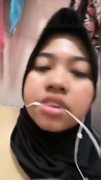Bokep Indo Tante Hijab Colmek Dikantor Eporner