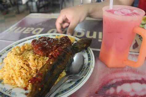 Shah rentino recommends kedai nombor plate chow kit. Tips dan Info Percutian: Satay, Ayam Penyet, Mee Sizzling ...