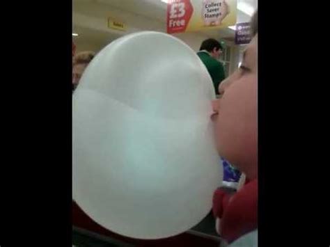 Bubble Gum Boy Blows Bubble Art In A Supermarket YouTube