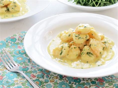 Creamy Garlic Prawns Recipe Australias Best Recipes