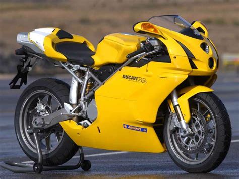 Designed by pierre terblanche, the 749 was available as the 749, 749 dark, 749s, and 749r. DUCATI 749S specs - 2003, 2004 - autoevolution
