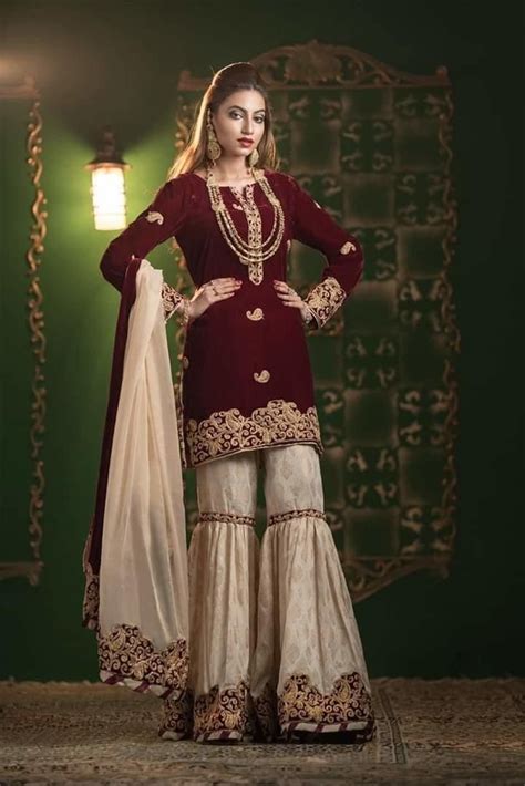Pin By Zaib Khan On New Look N Top Velvet Dress Designs Designer